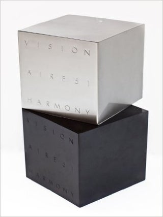Item nr. 124099 Visionaire #51: Harmony (Black). Visionaire