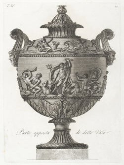 Raccolta di vasi antichi.