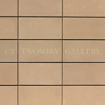 Item nr. 148336 The CY TWOMBLY Gallery. Nicola Del Roscio, Julie Sylvester, Houston. Menil Collection.