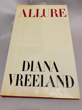 Item nr. 31420 Allure. DIANA VREELAND